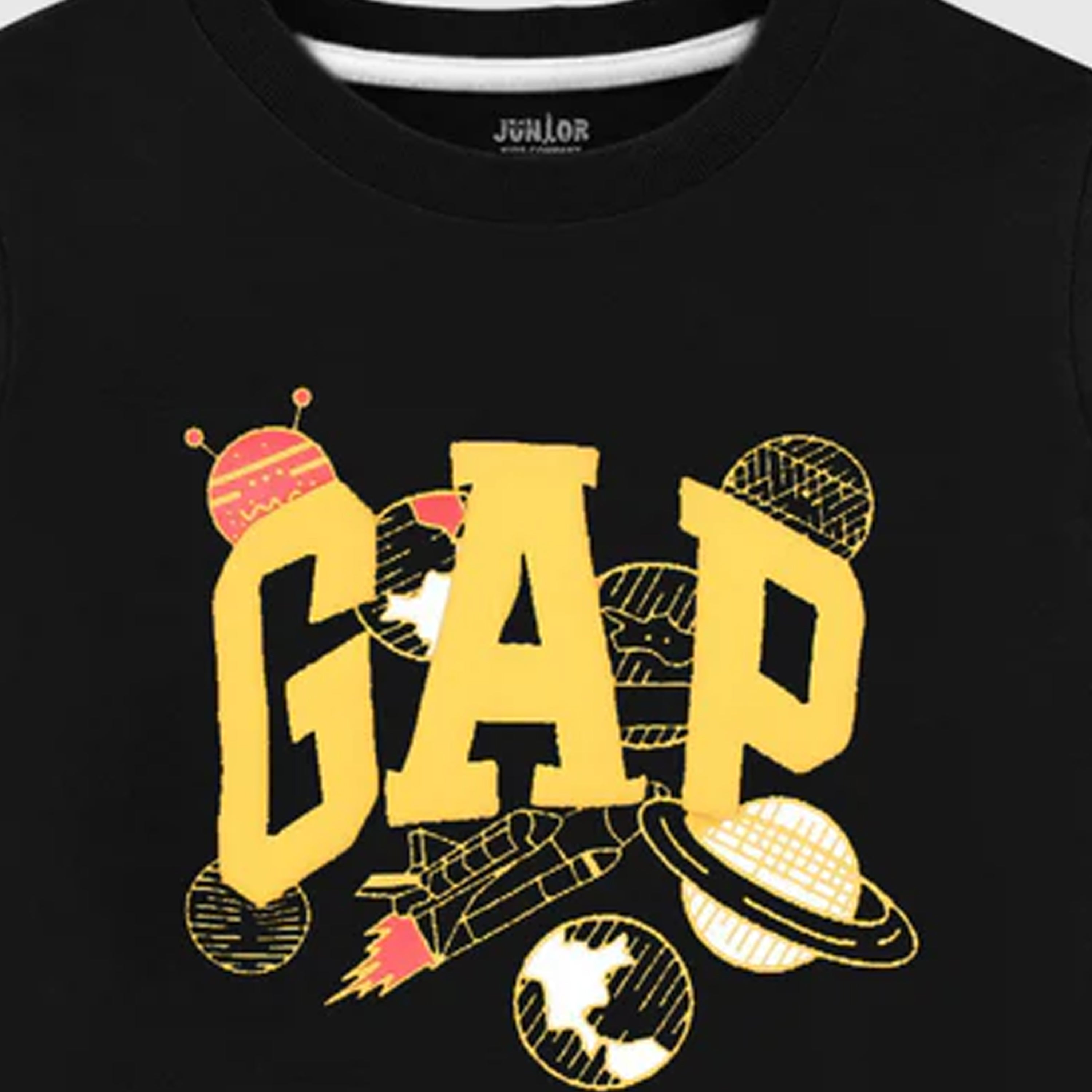 GAP Graphic T-Shirt 001